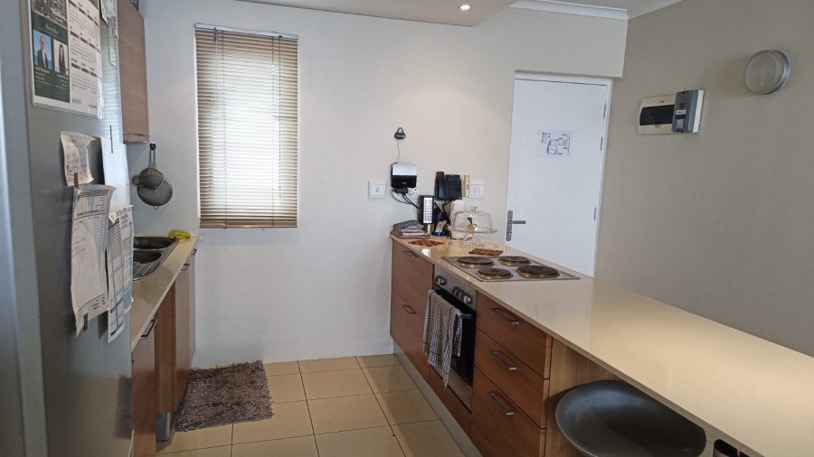 To Let 2 Bedroom Property for Rent in Beachfront Western Cape